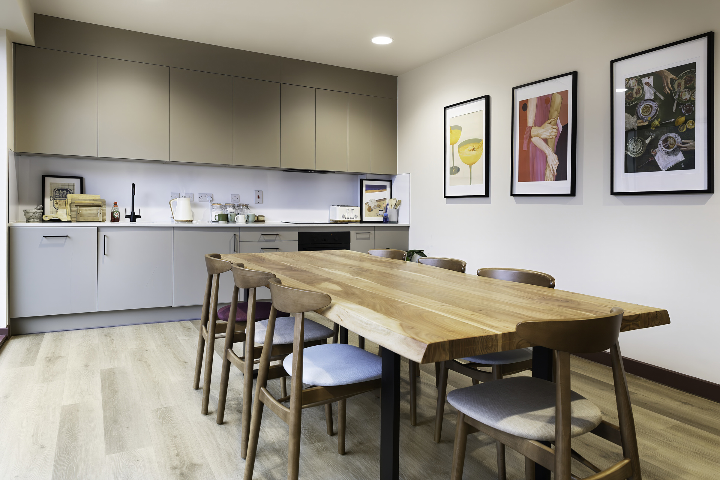 Luna-Burley-Studios-Leeds-Social-and-study-space-8